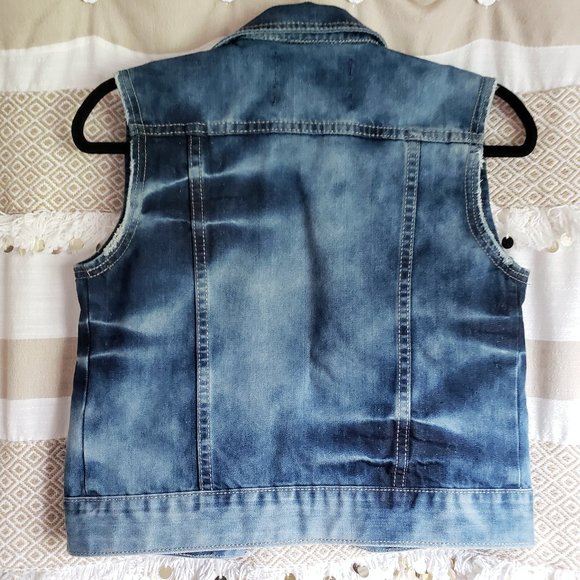 Rue21 | Acid Wash Distressed Patches Denim Vest - Picture 2 of 7